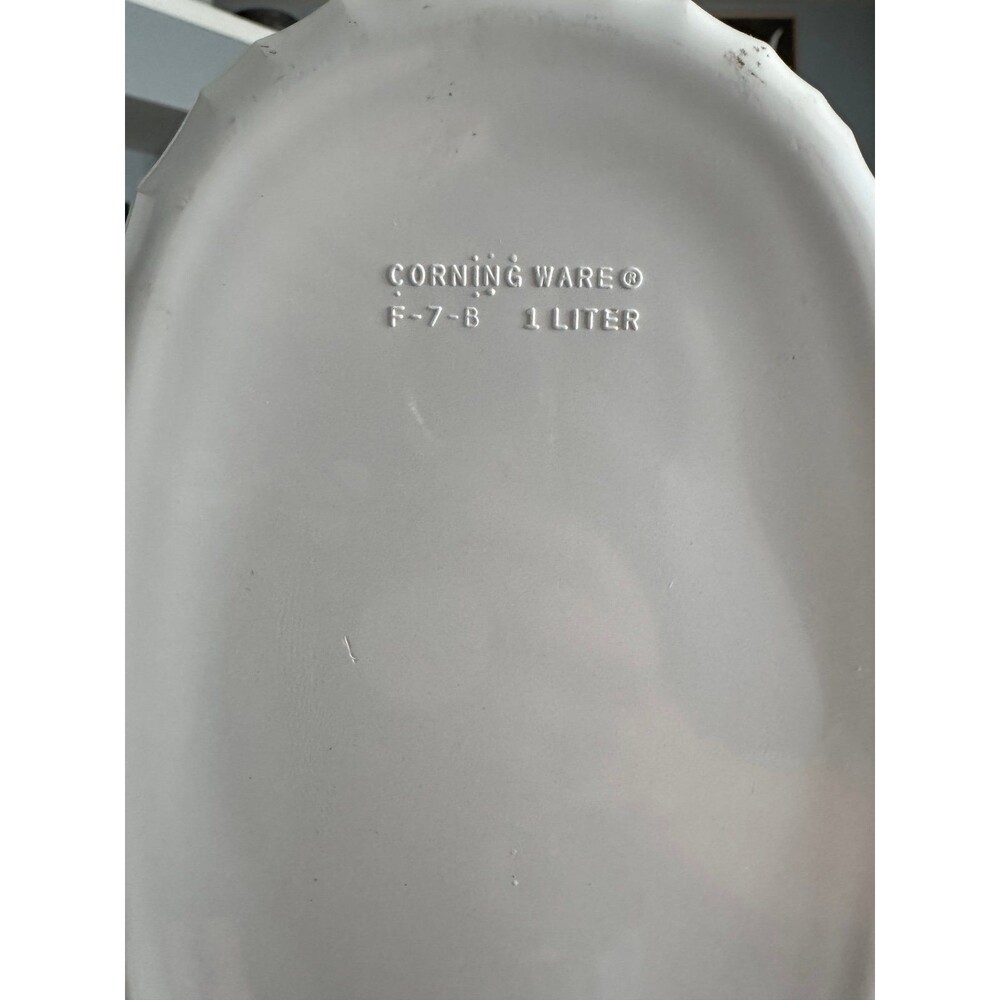 Corningware white casserole dishes - Picture 2 of 6